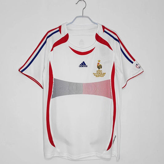 2006 away retro football shirt