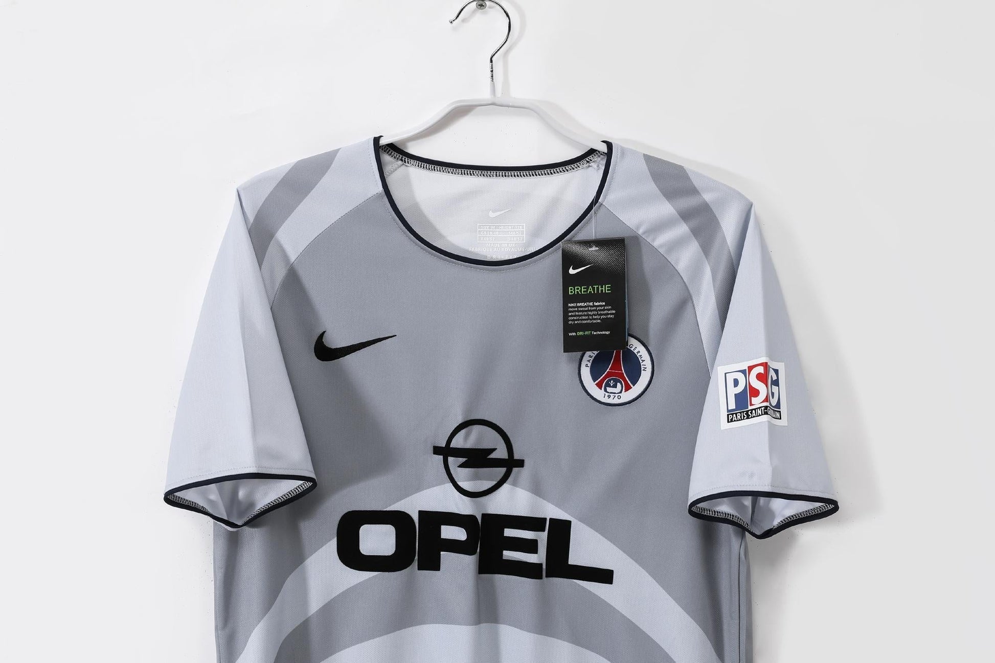 01/02 away retro football shirt