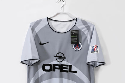 01/02 away retro football shirt