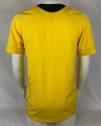 2006/07 away retro football shirt