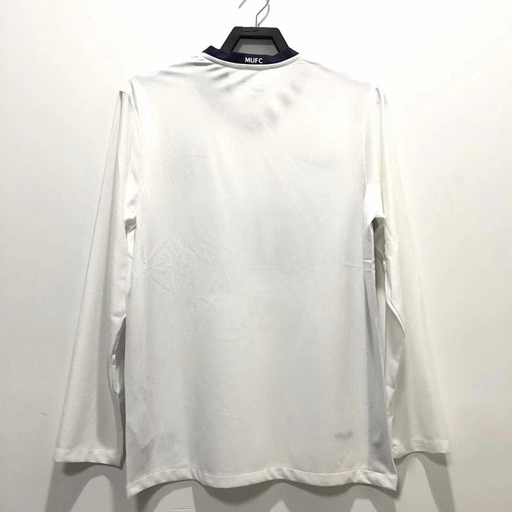 08/09 away retro football shirt