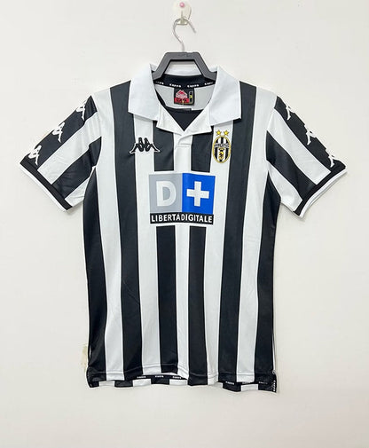 99/00 home retro football shirt
