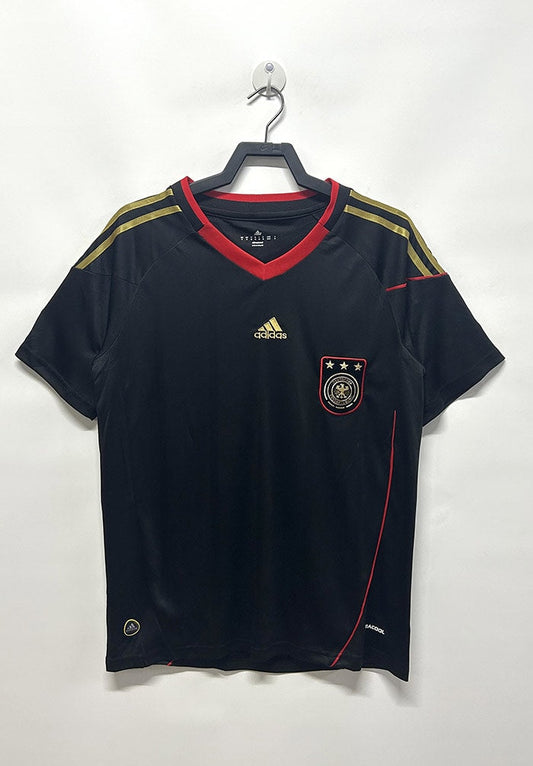 2010 away retro football shirt