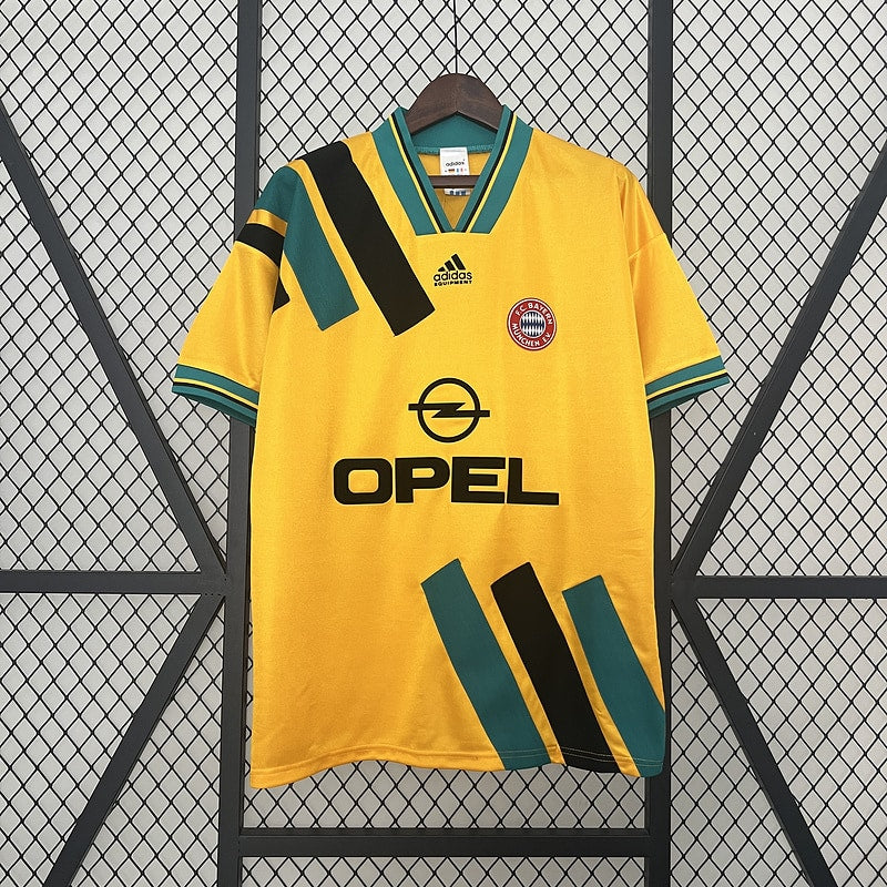 1993/95 away retro football shirt