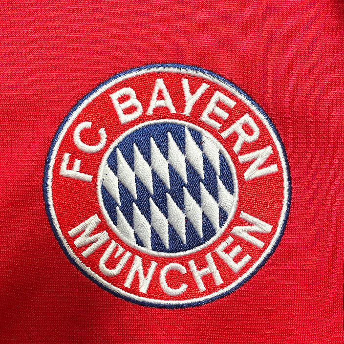 2003/04 third retro football shirt