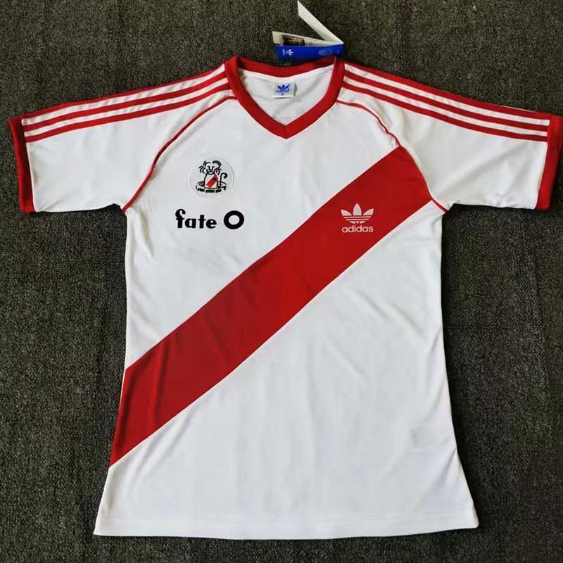 1986 home retro football shirt