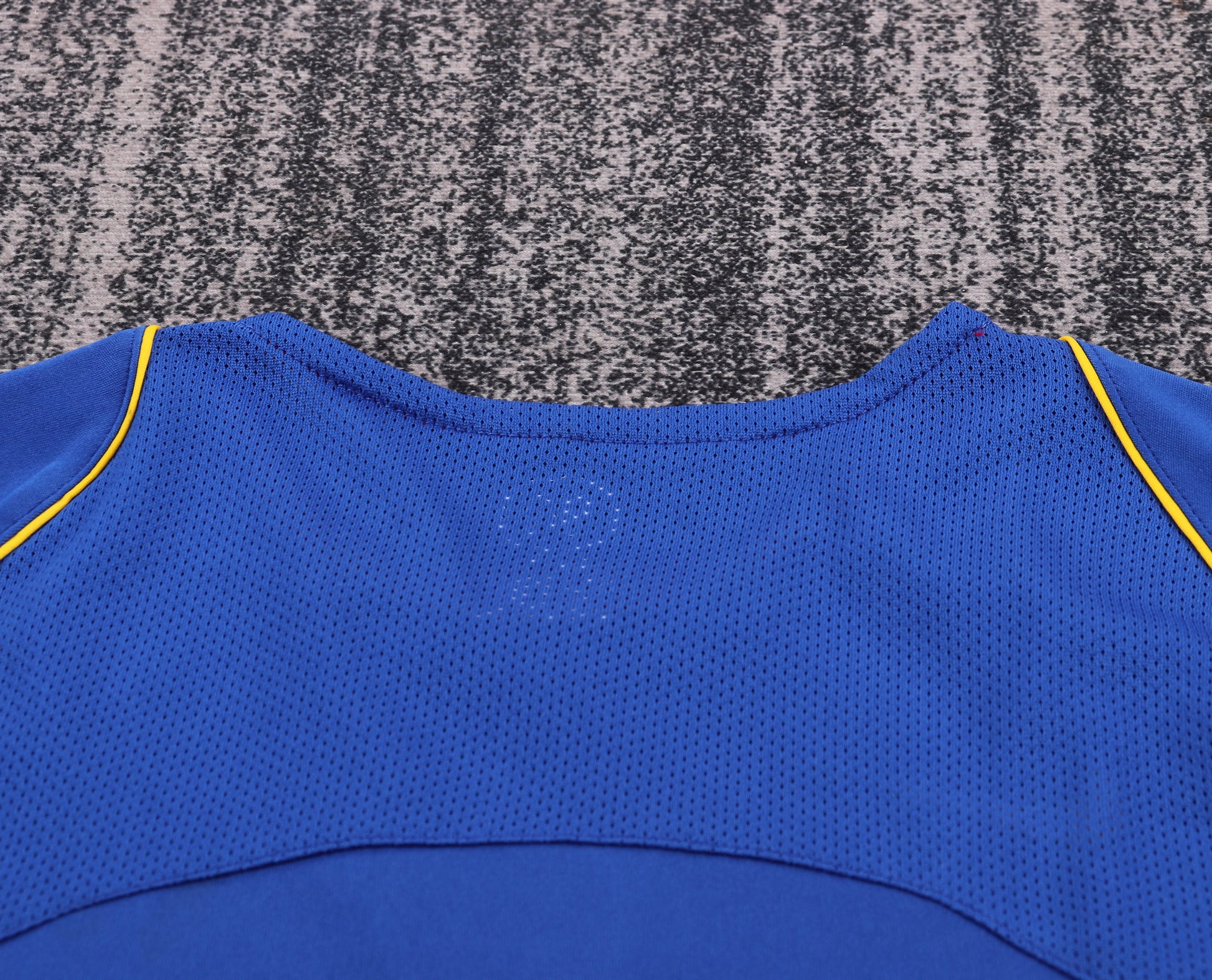 04/05 children's away football jersey