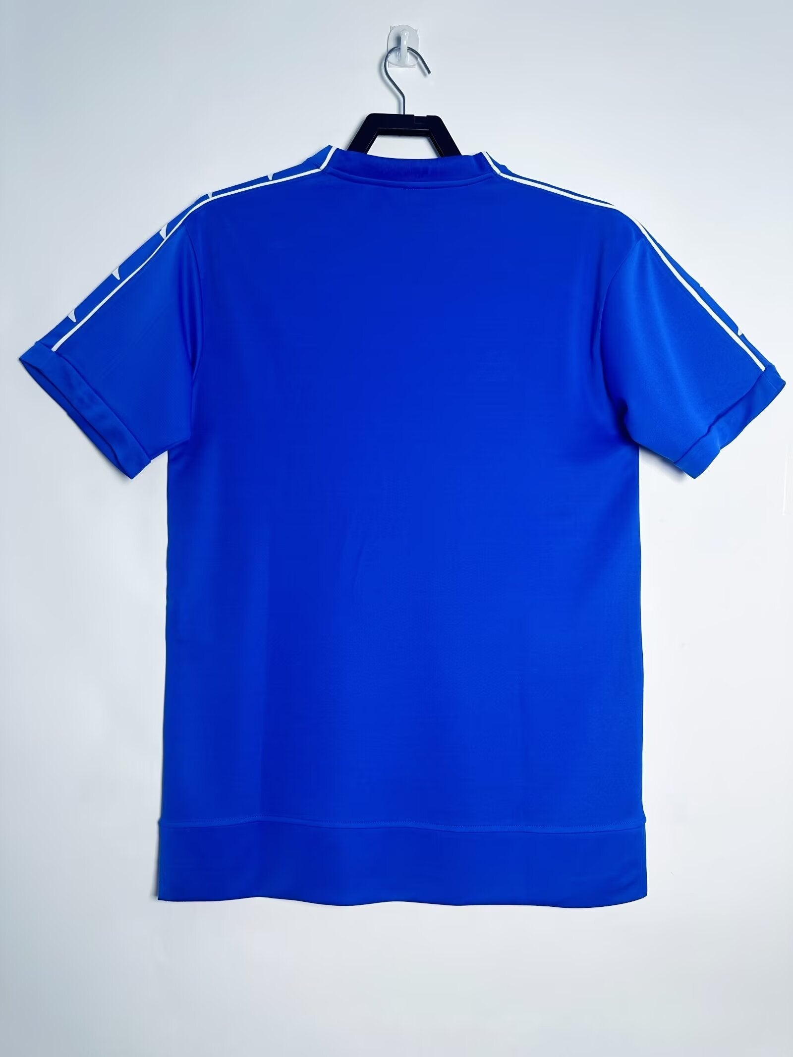 99/00 away retro football shirt
