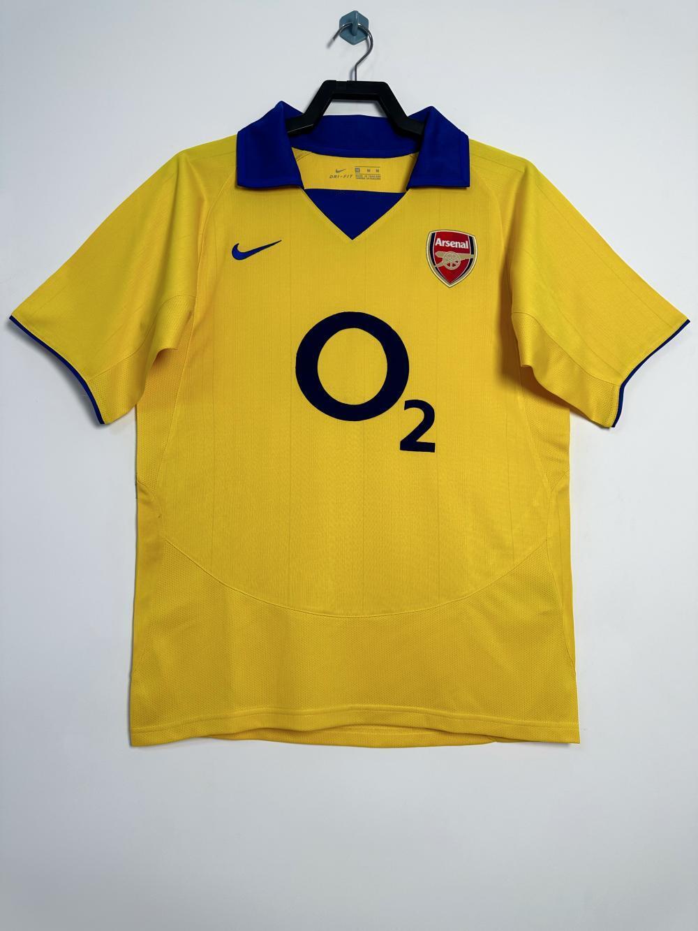 03/04 away retro football shirt