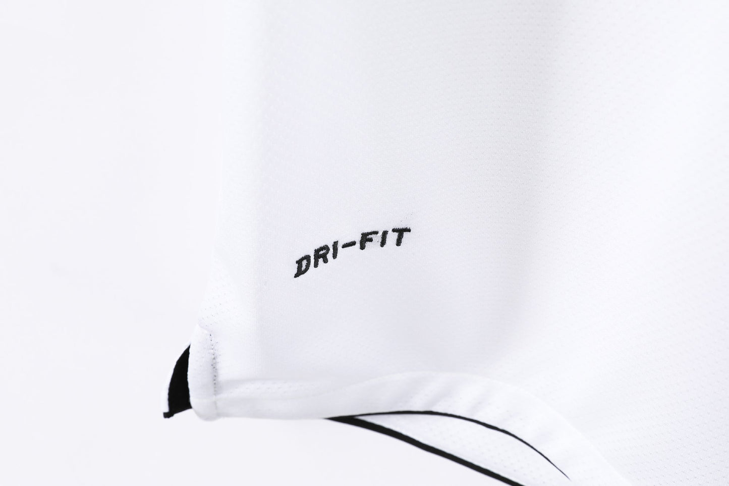 10/11 away retro football shirt
