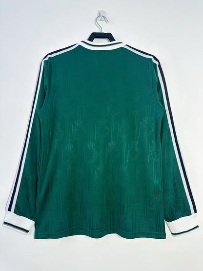 99/00 away retro football shirt