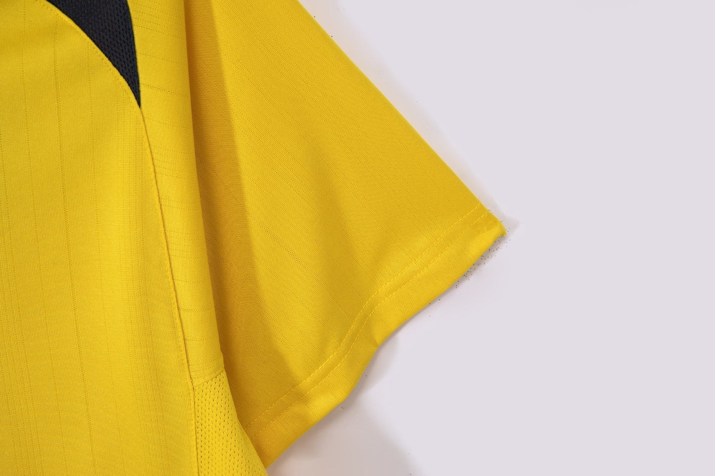 05/06 away retro football shirt