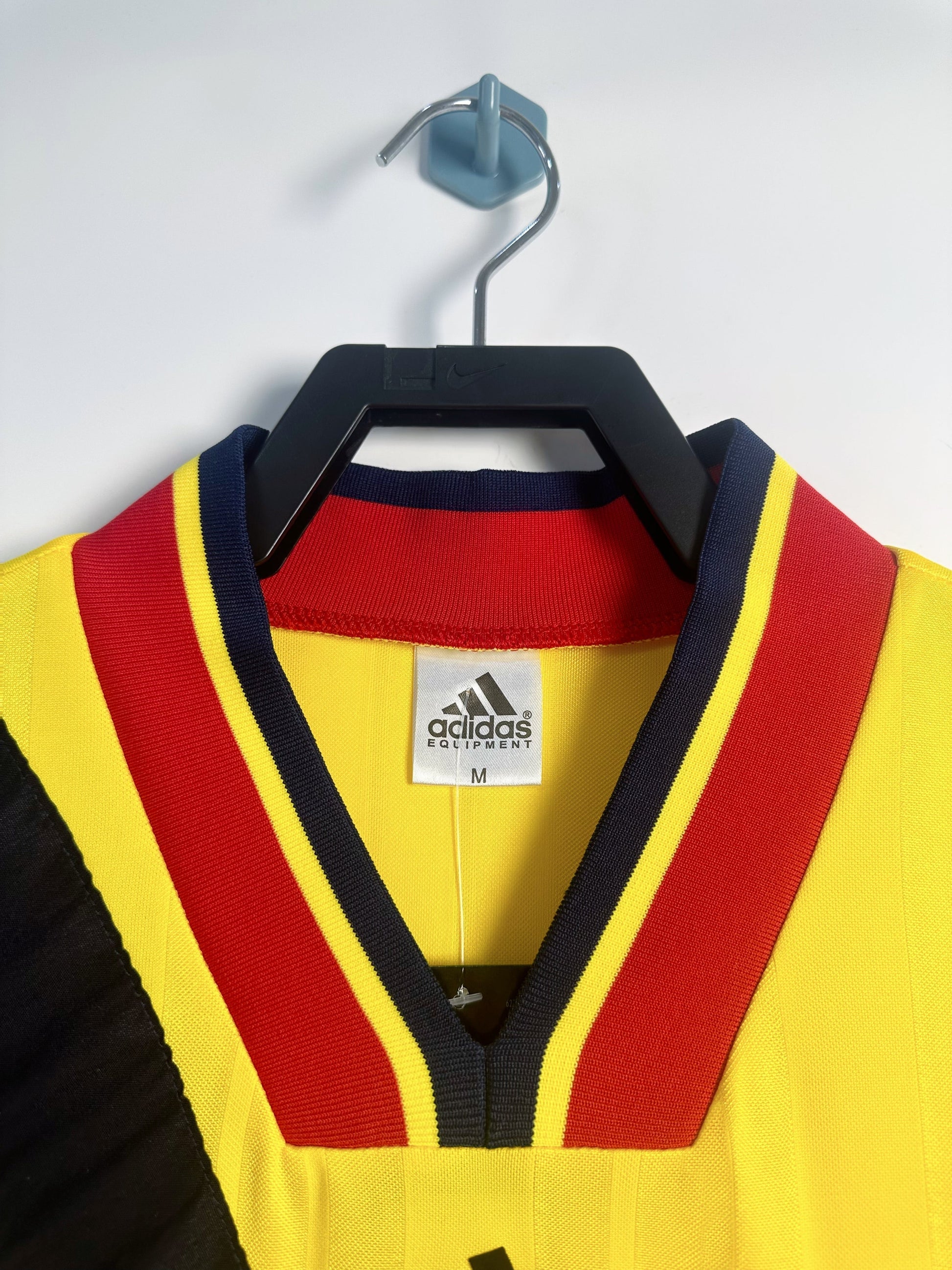 93/94 away retro football shirt