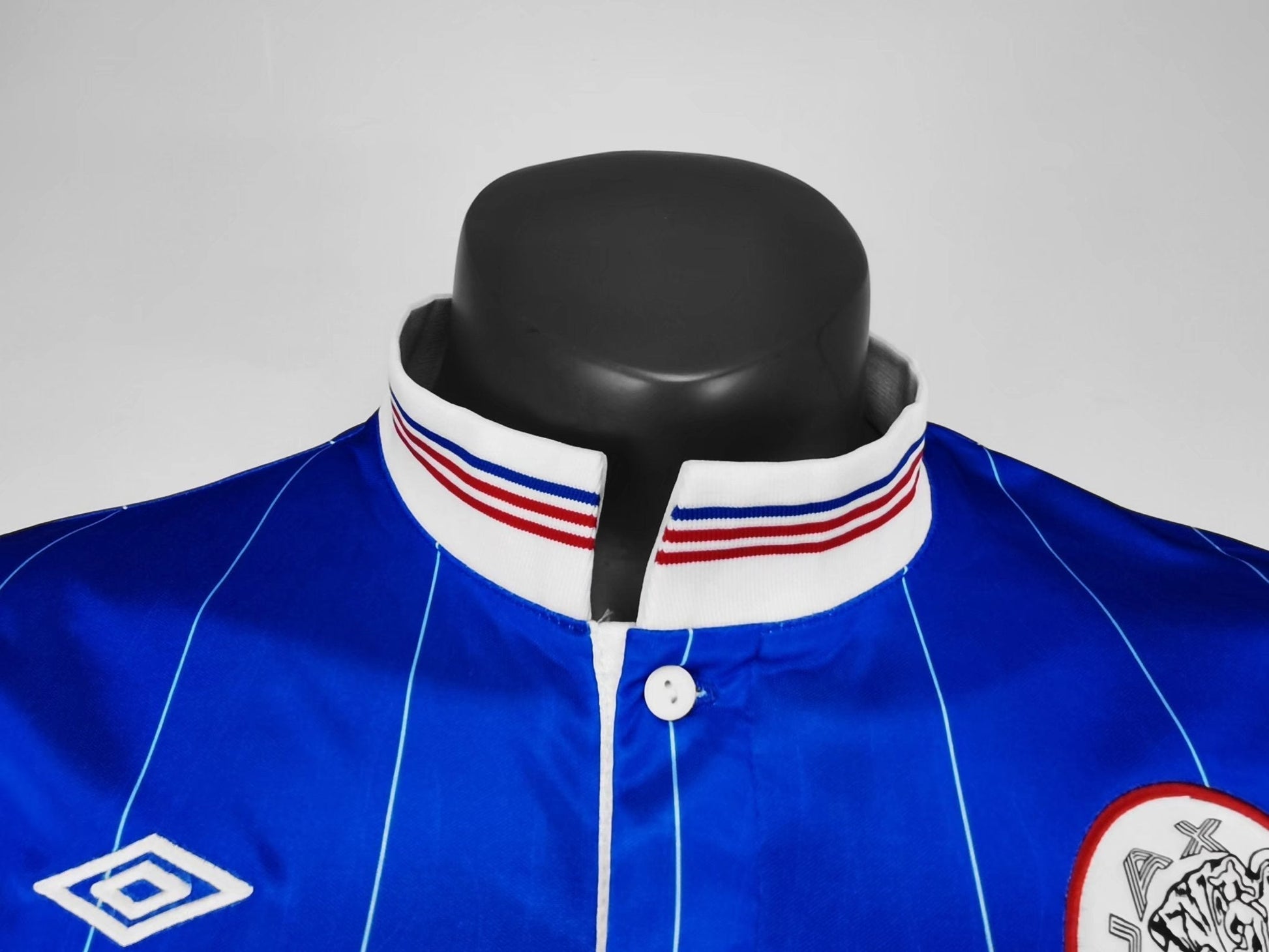 89/90 away retro football shirt