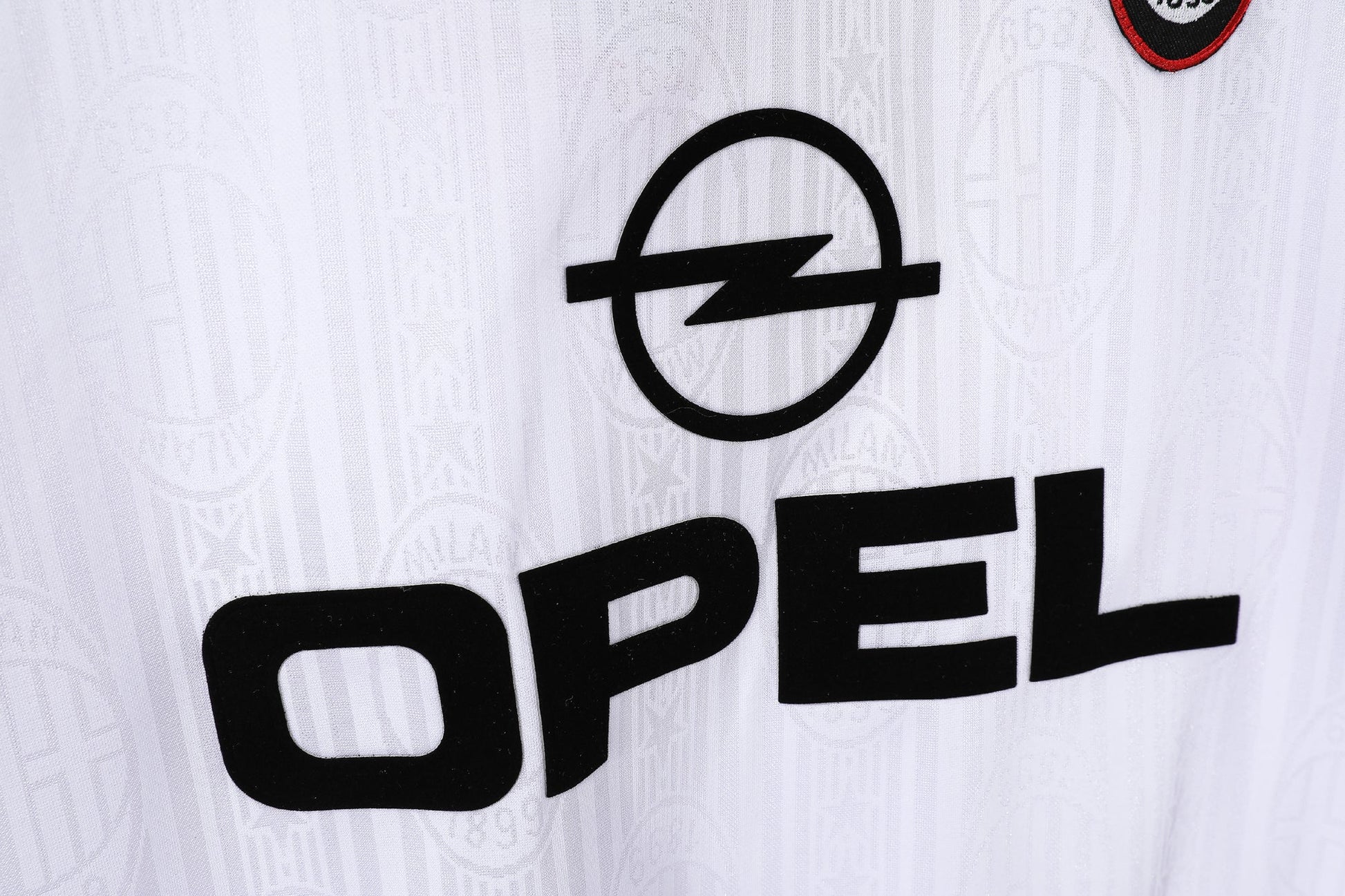 97/98 retro football shirt