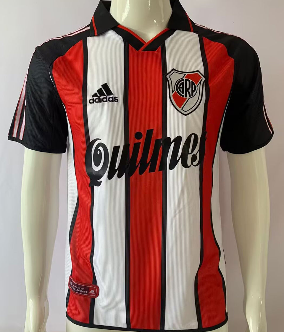2000/01 Away Retro Shirt - front product view