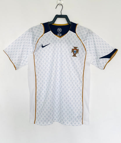 2004 away retro football shirt