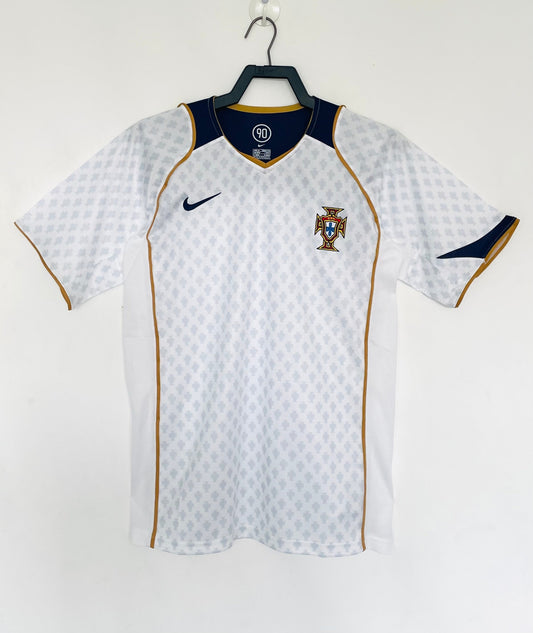 2004 away retro football shirt