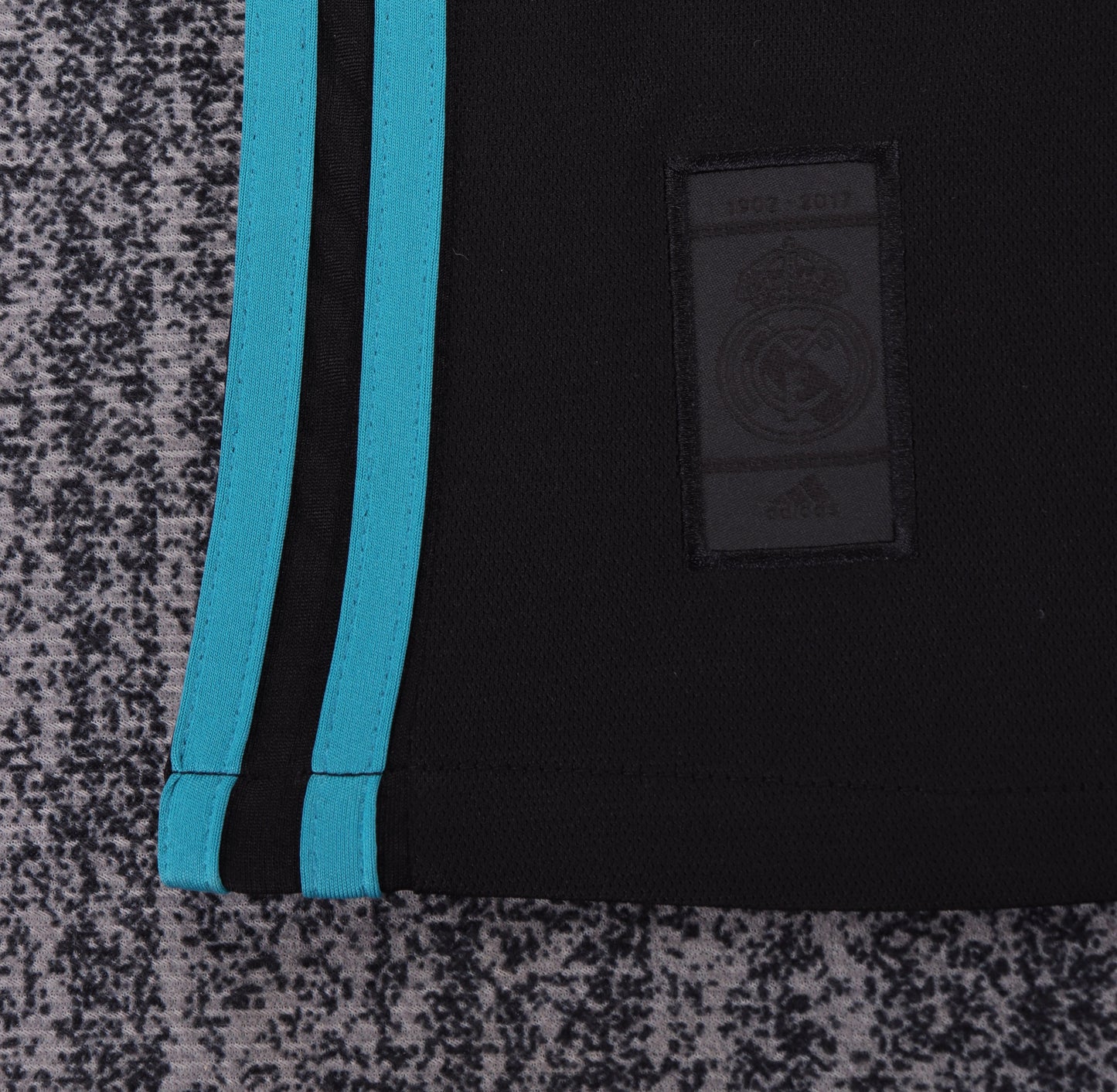 17/18 children's away football jersey