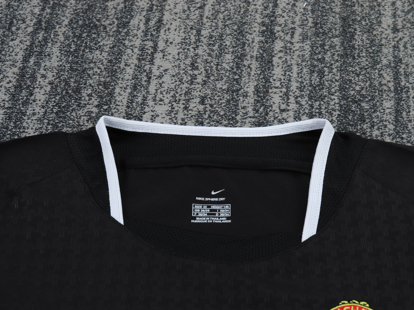 03/04 children's away football jersey
