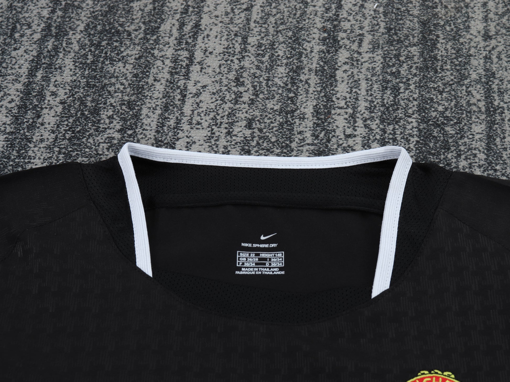 03/04 children's away football jersey