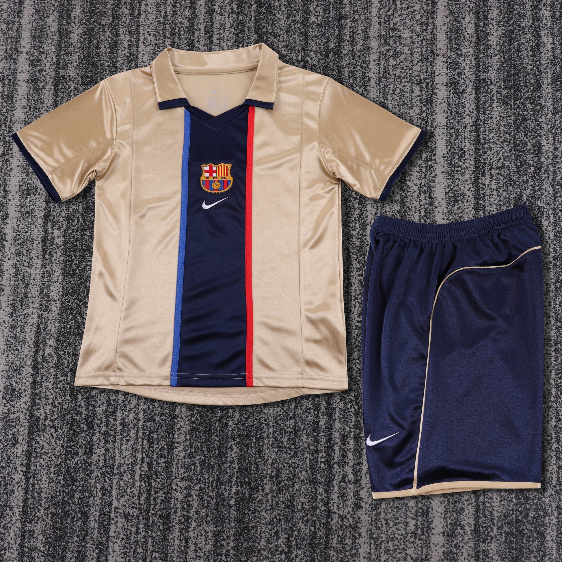01/02 children's away football jersey