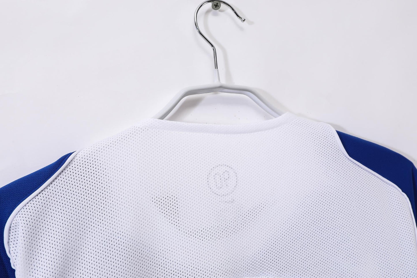 2004 away retro football shirt