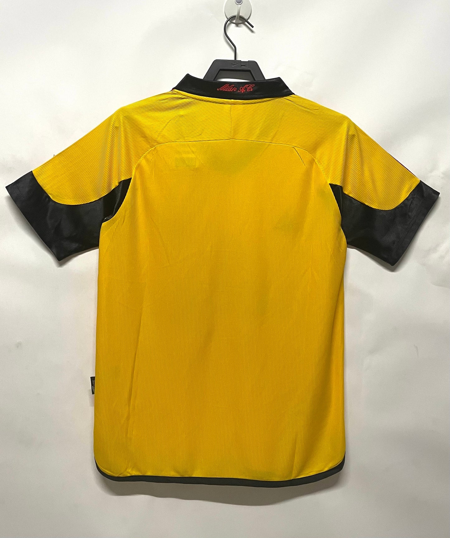 99/00 retro football shirt