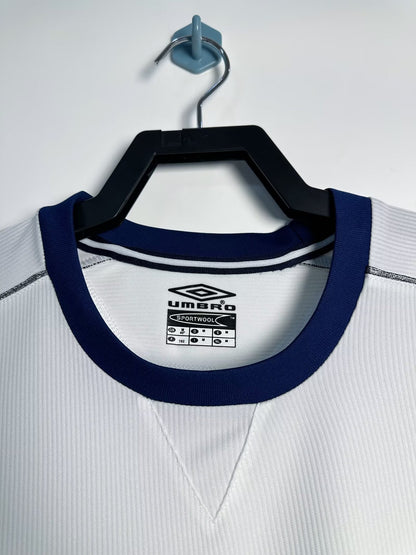 00/01 away retro football shirt