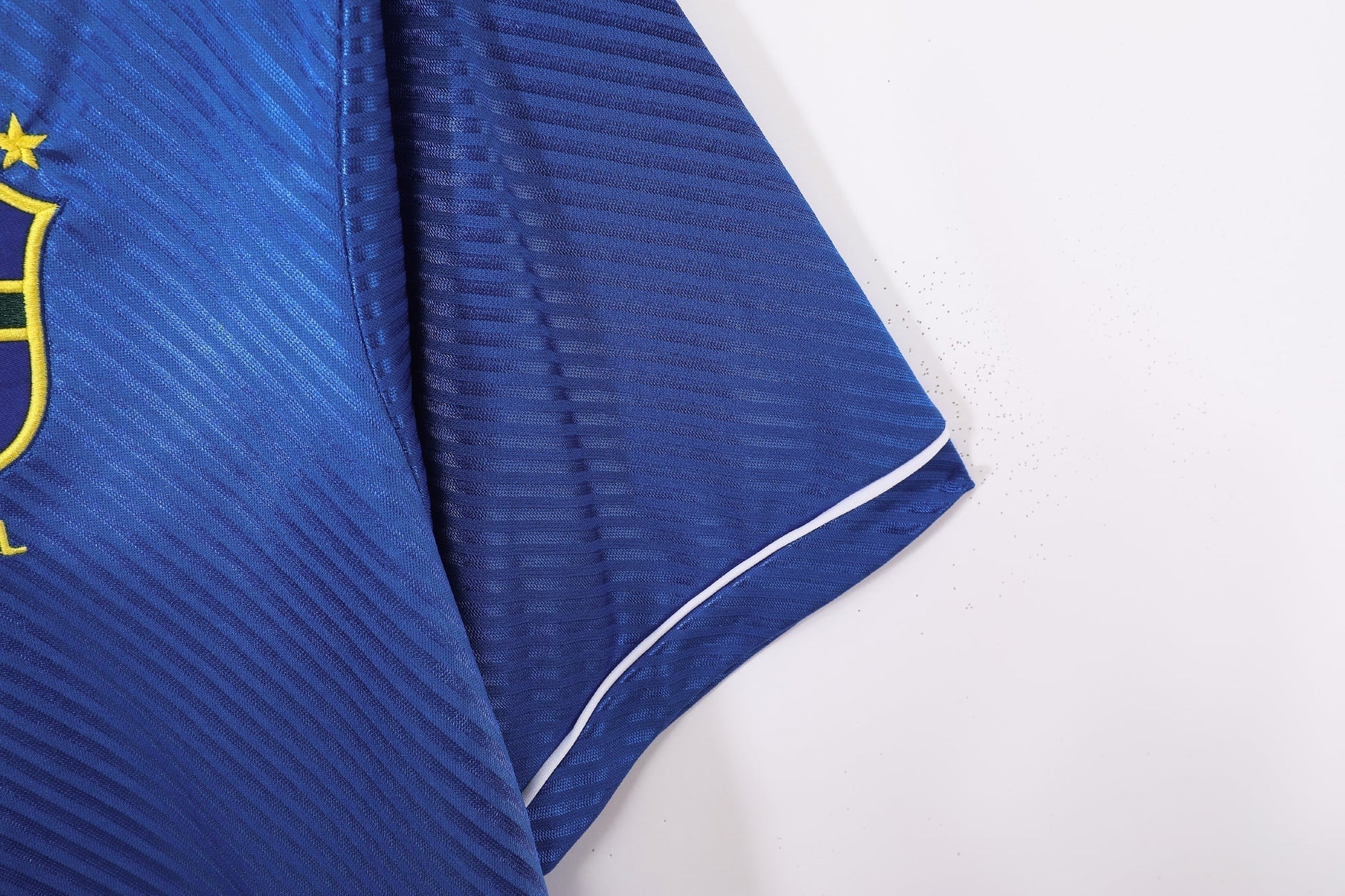 1996 away retro football shirt