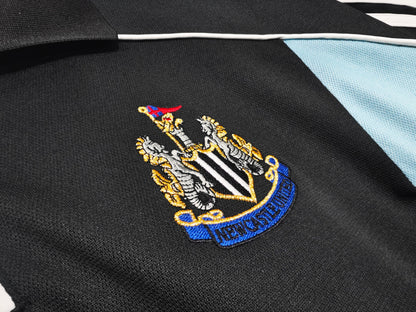 00/01 away retro football shirt
