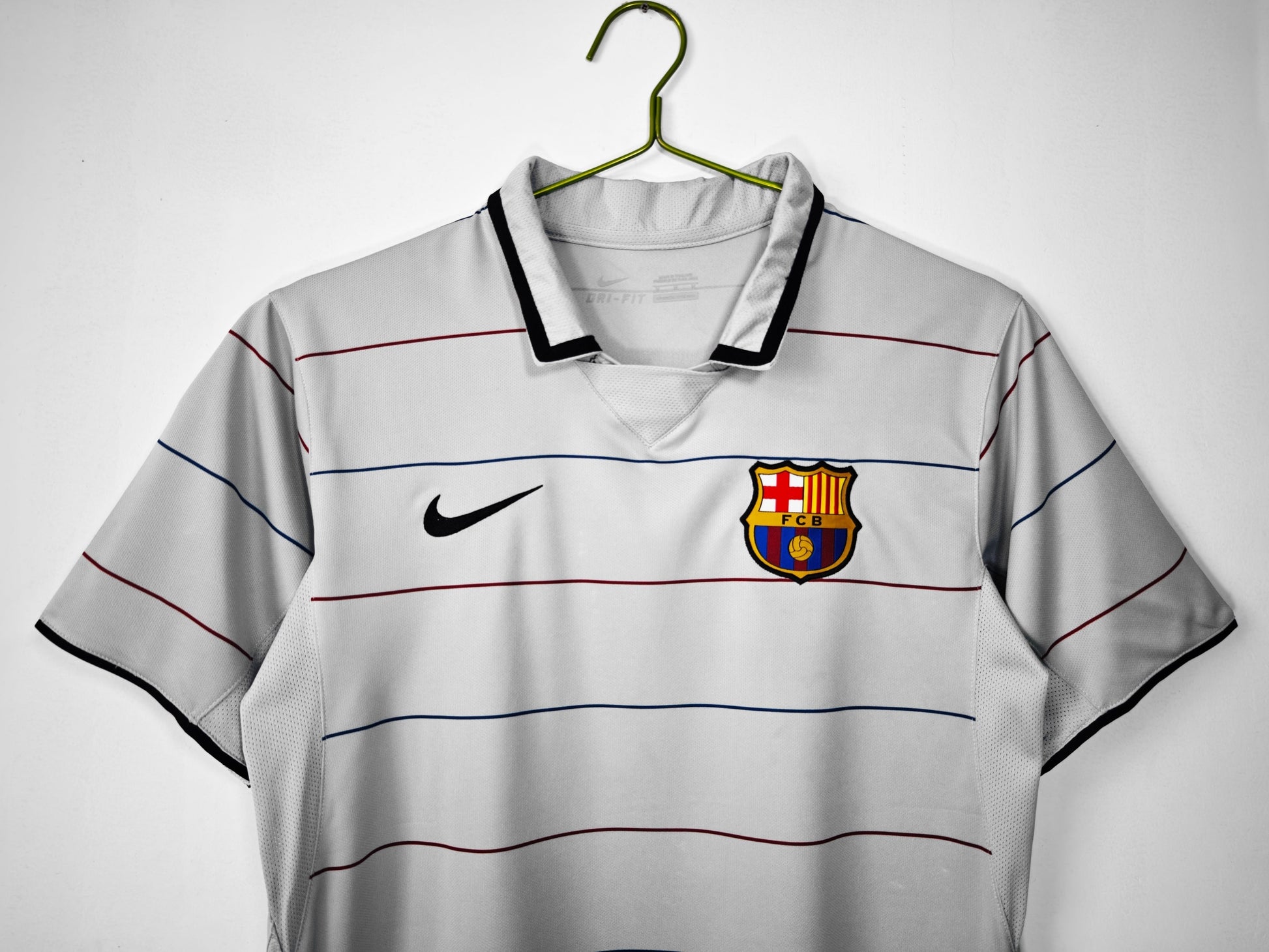03/04 away retro football shirt