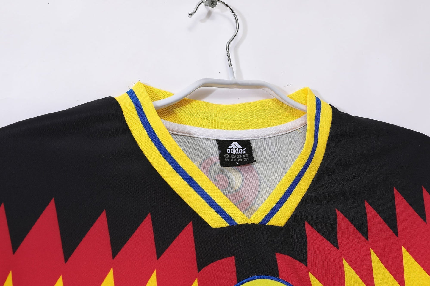 94/96 away retro football shirt