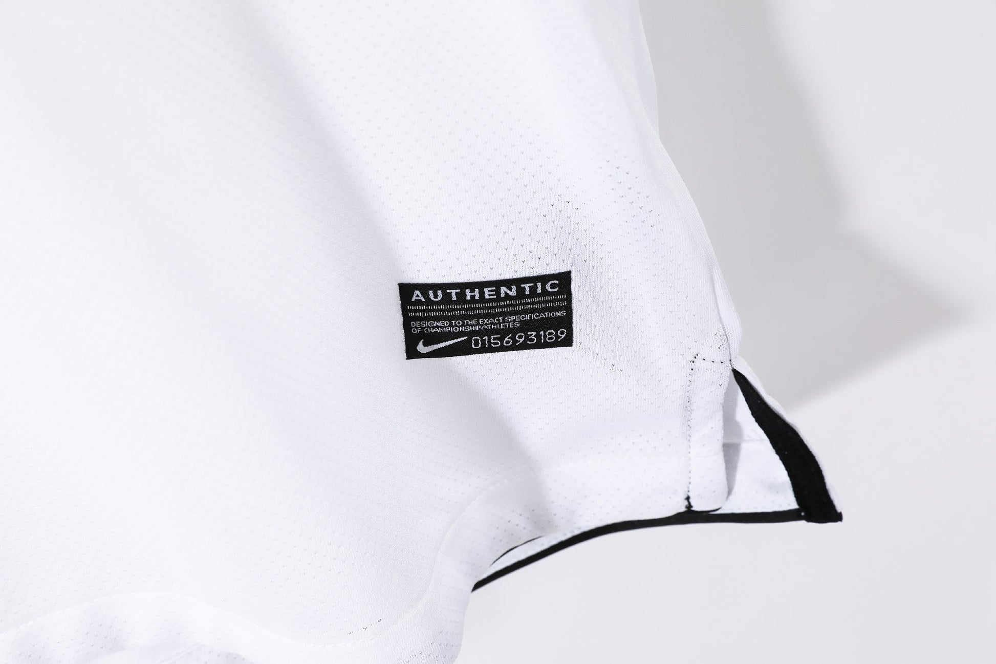 10/11 away retro football shirt