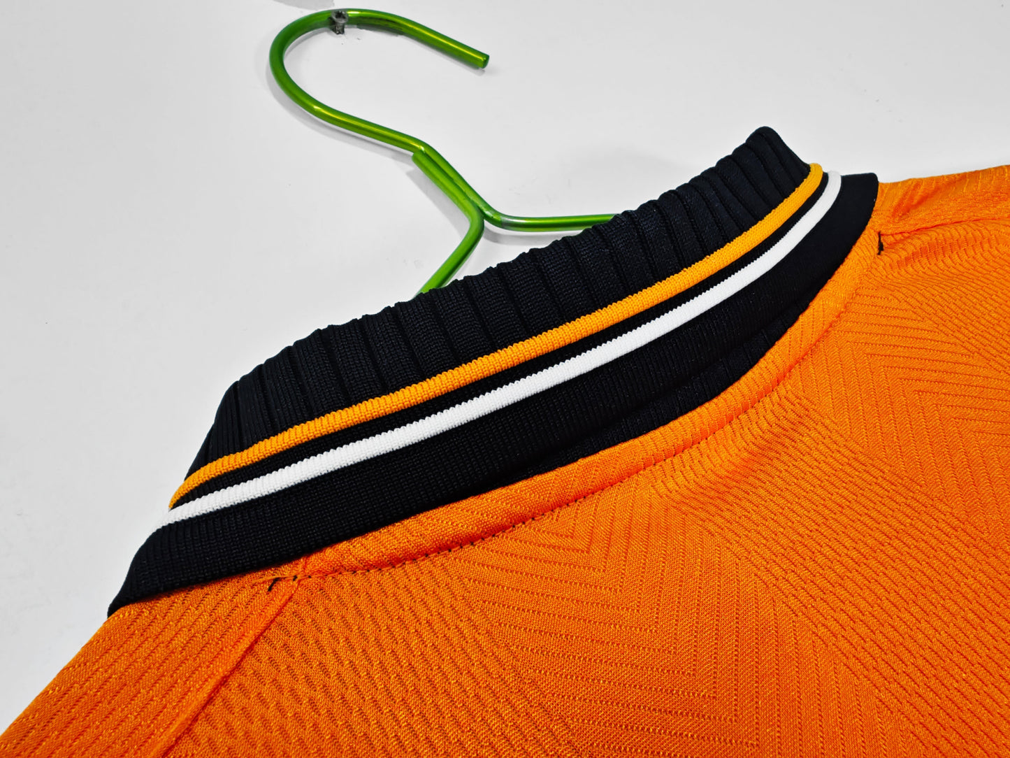 99/00 away retro football shirt