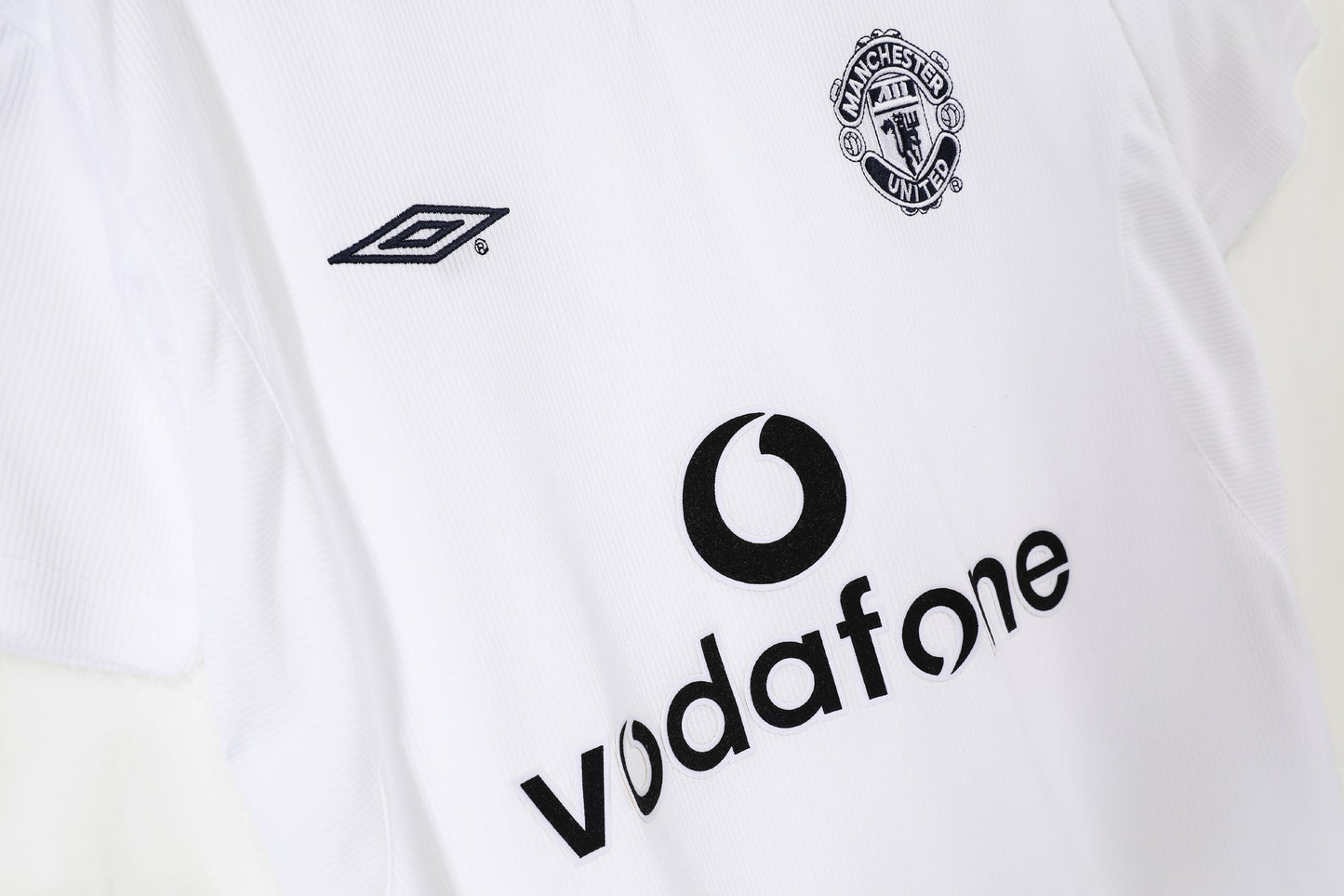 00/01 away retro football shirt