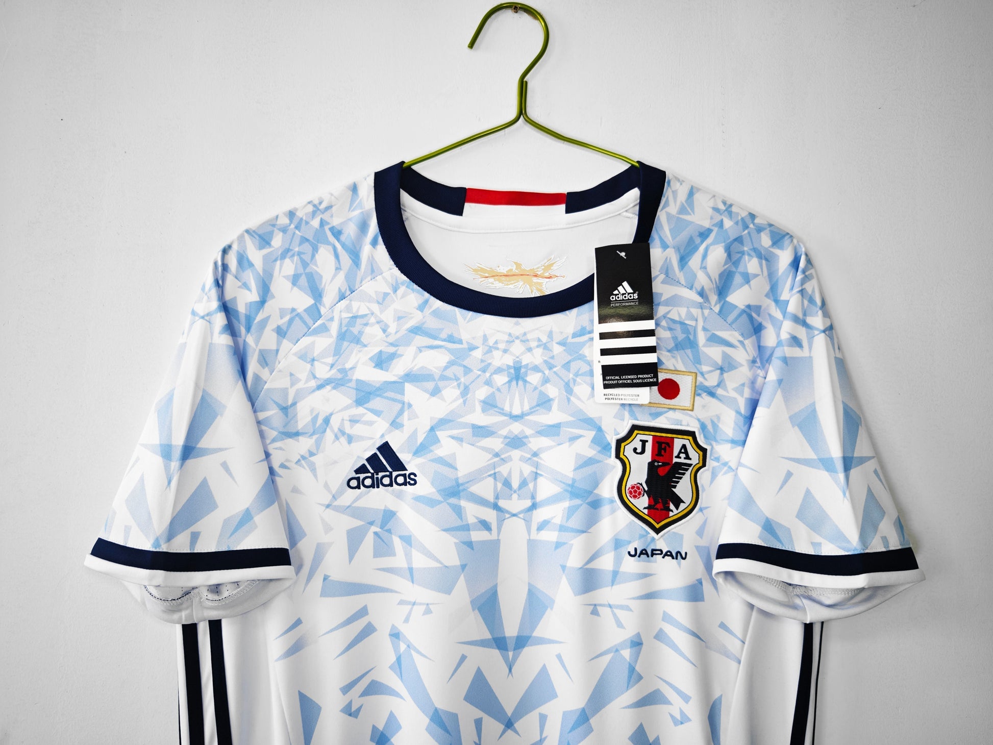 2016 away retro football shirt