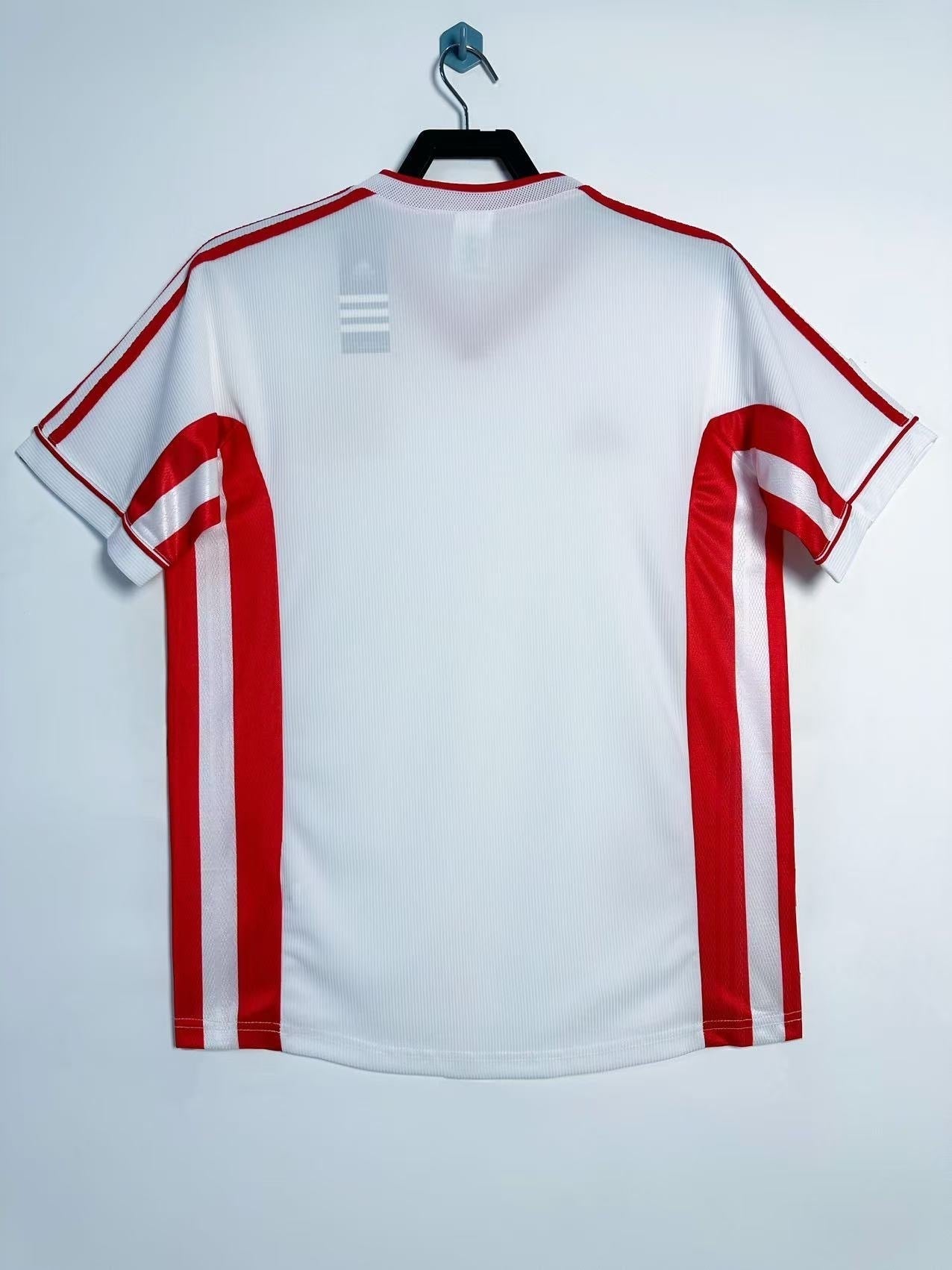 1998 away retro football shirt