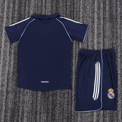 05/06 children's away football jersey
