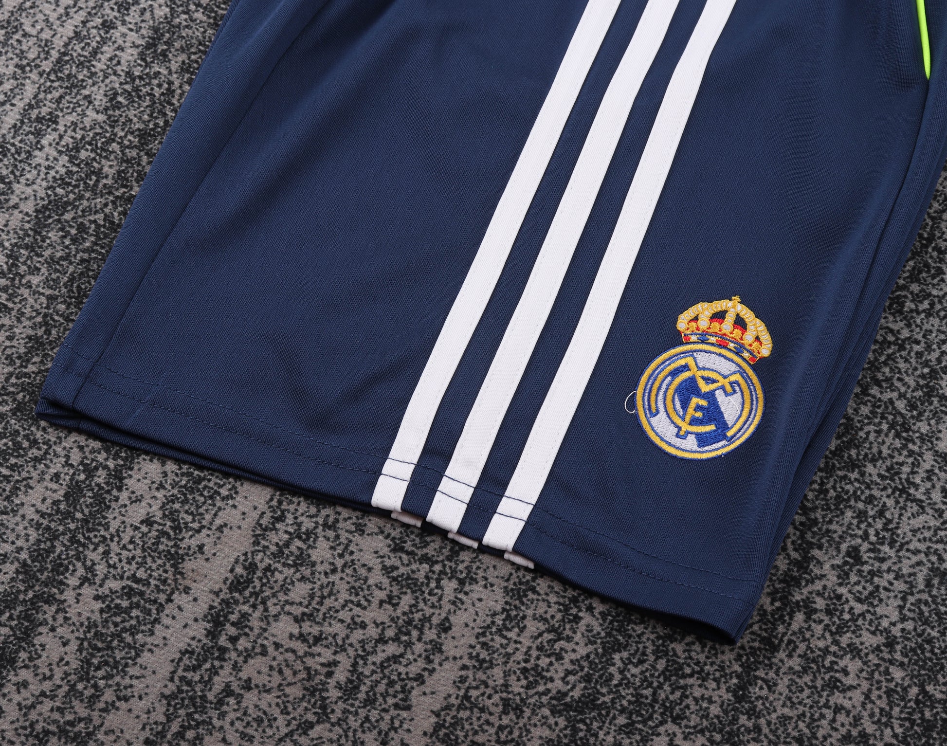 10/11 children's away football jersey