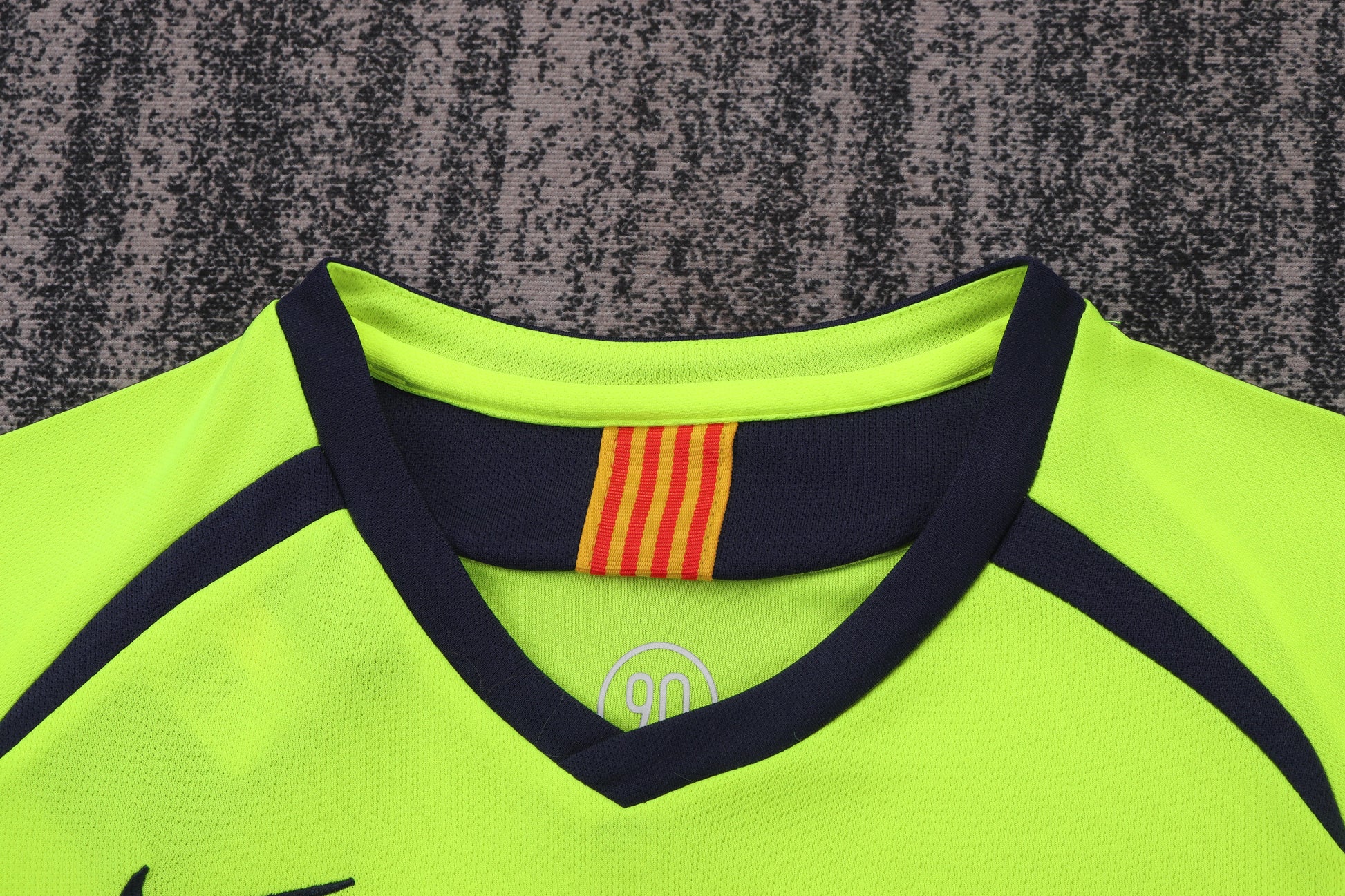 05/06 children's away football jersey
