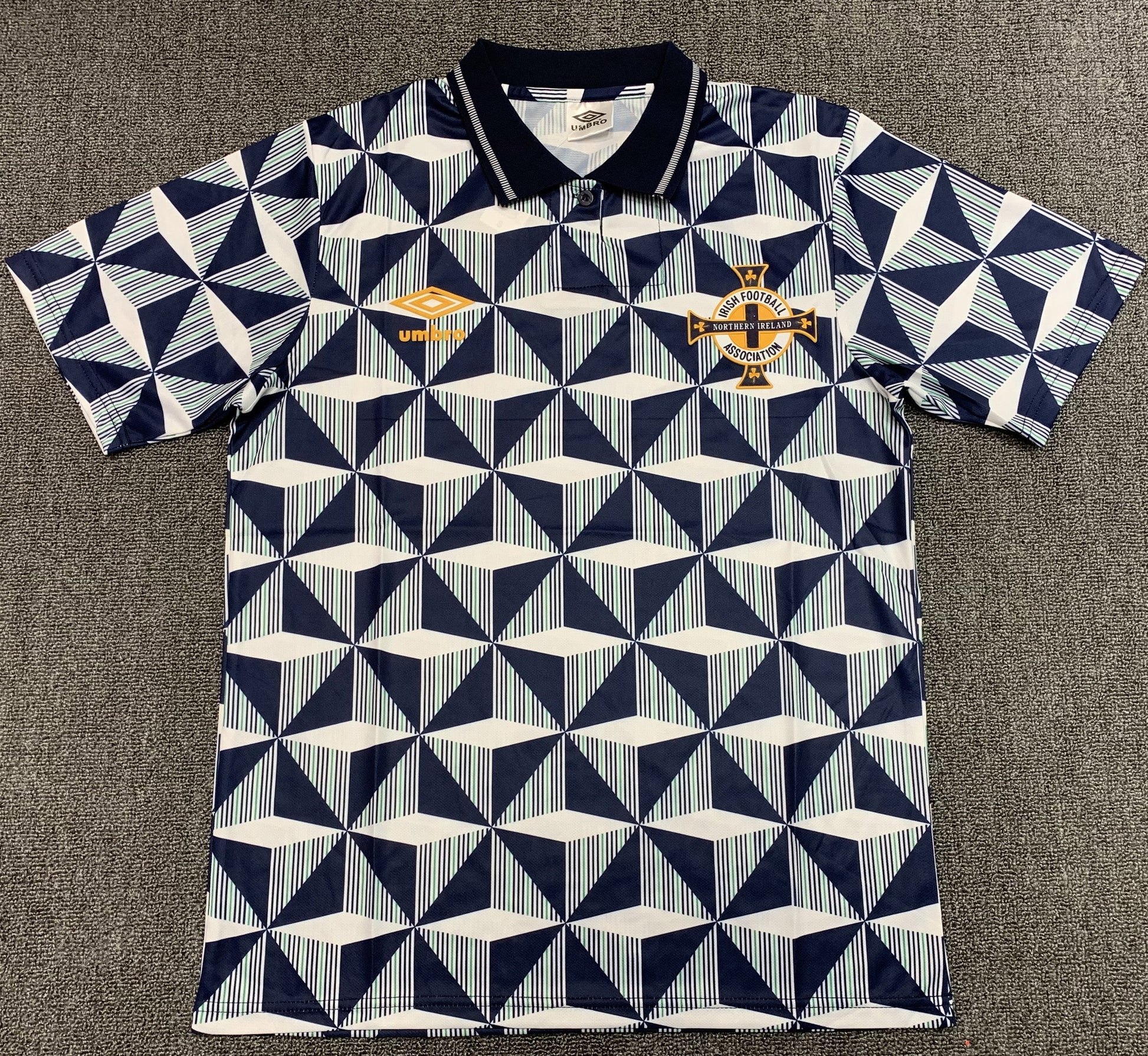 1990/93 away retro football shirt
