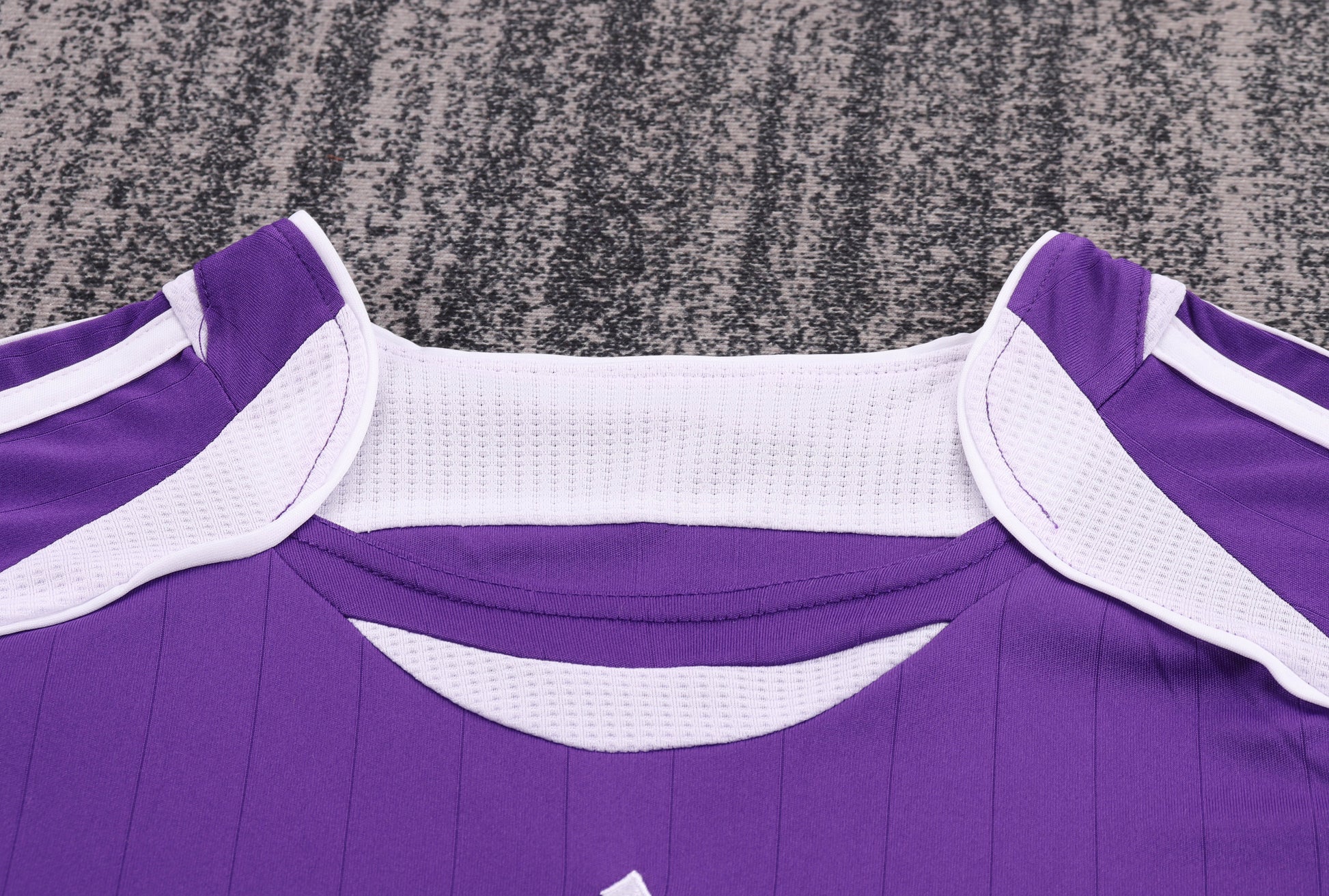 06/07 children's third football jersey