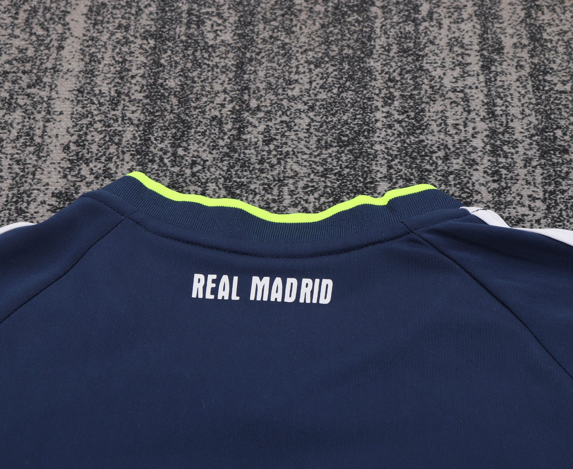 10/11 children's away football jersey