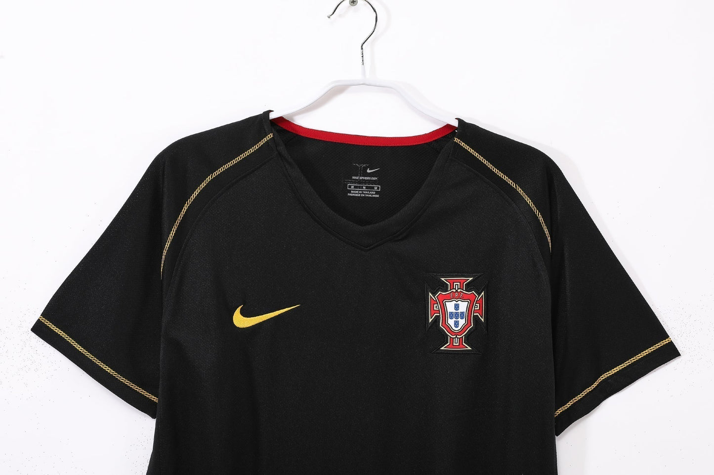 2006 away retro football shirt