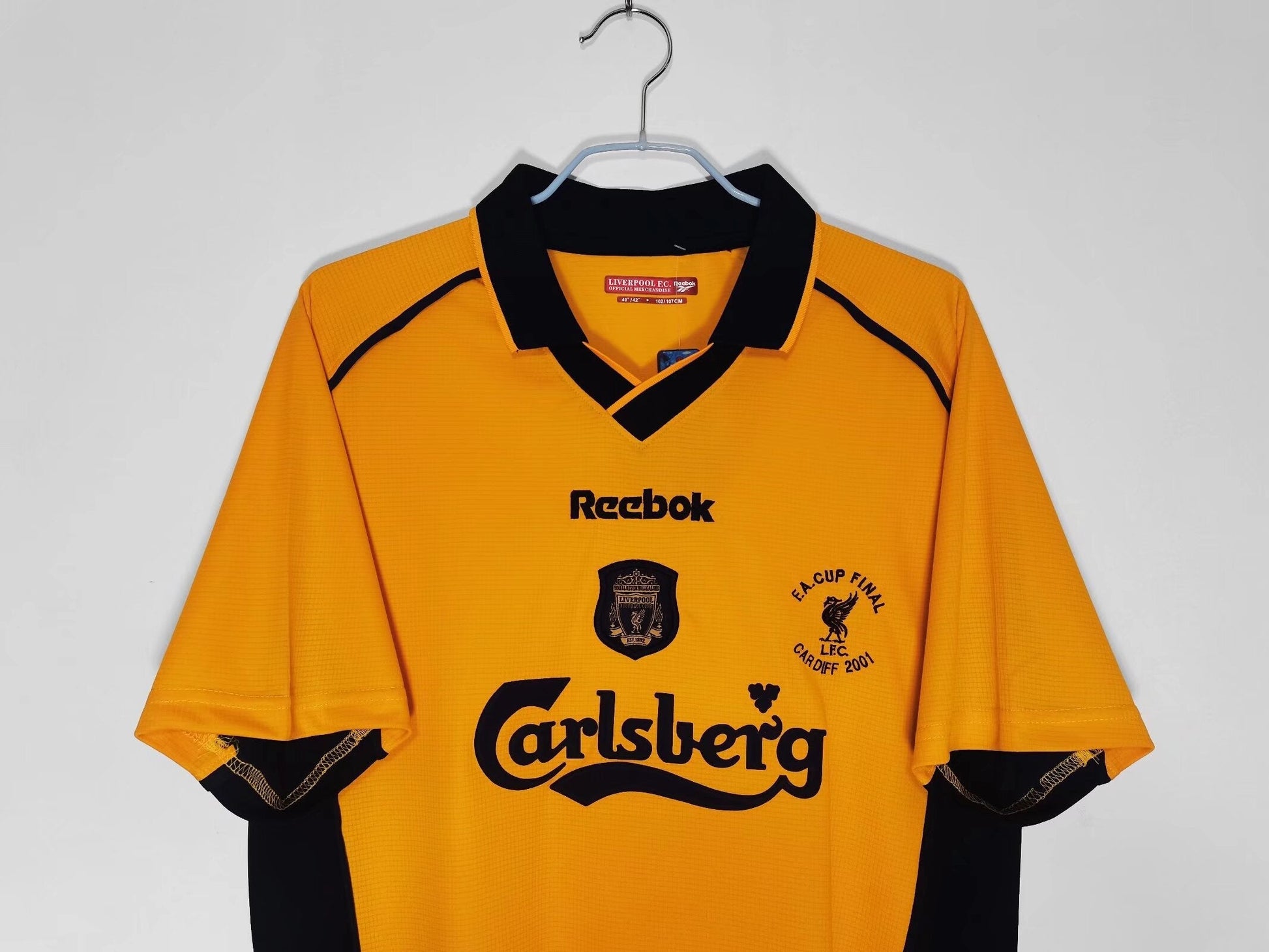 00/01 away retro football shirt
