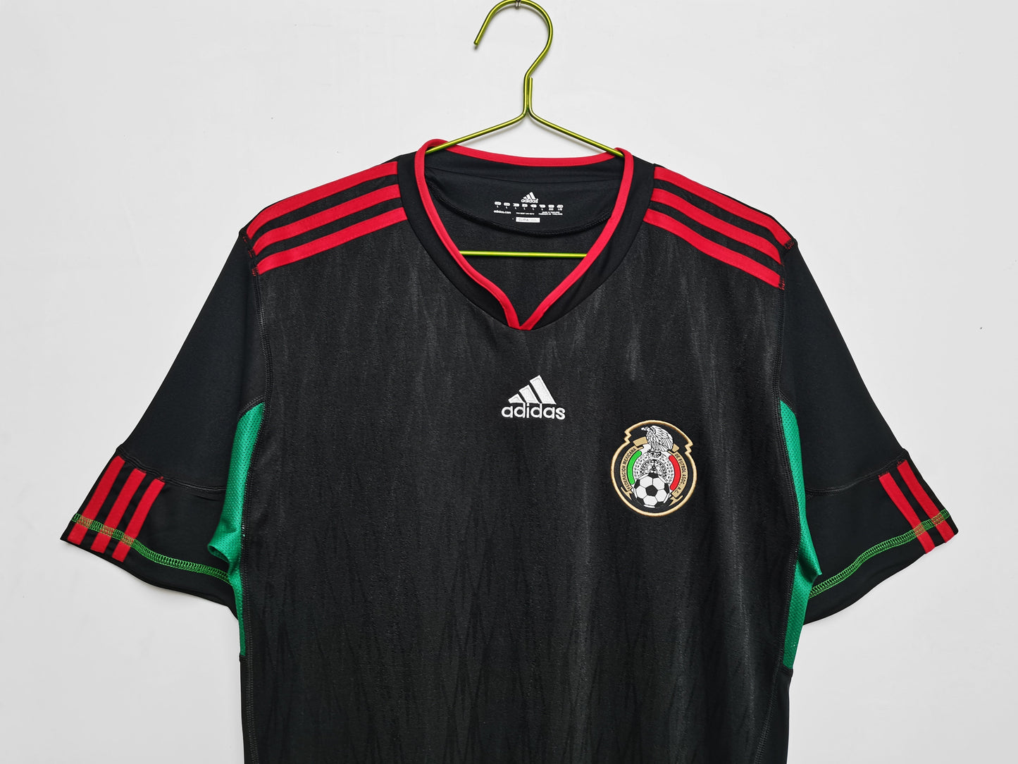 2010 away retro football shirt