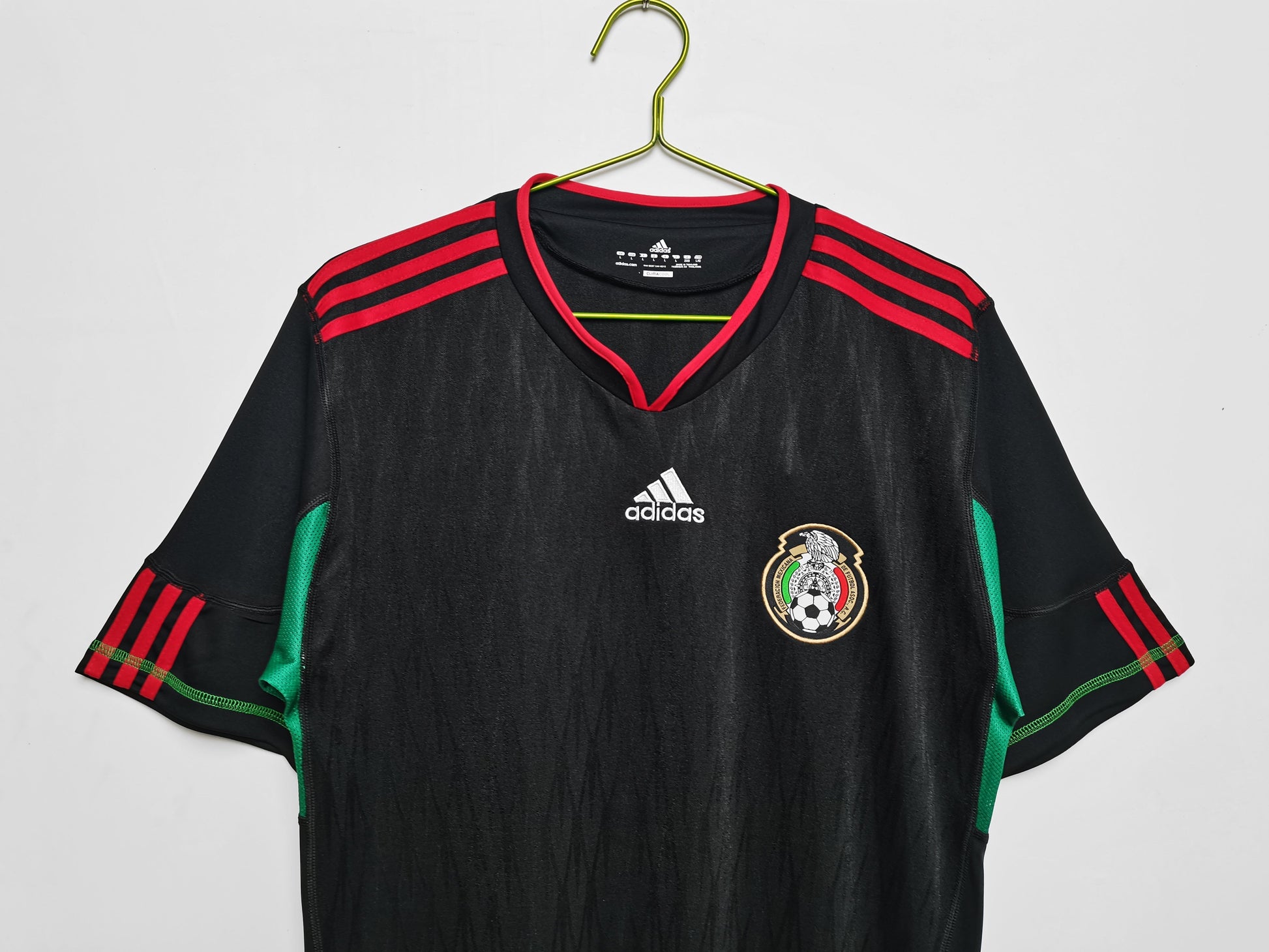 2010 away retro football shirt