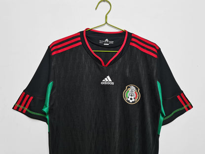 2010 away retro football shirt