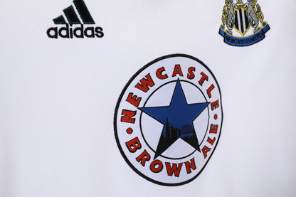 99/00 away retro football shirt
